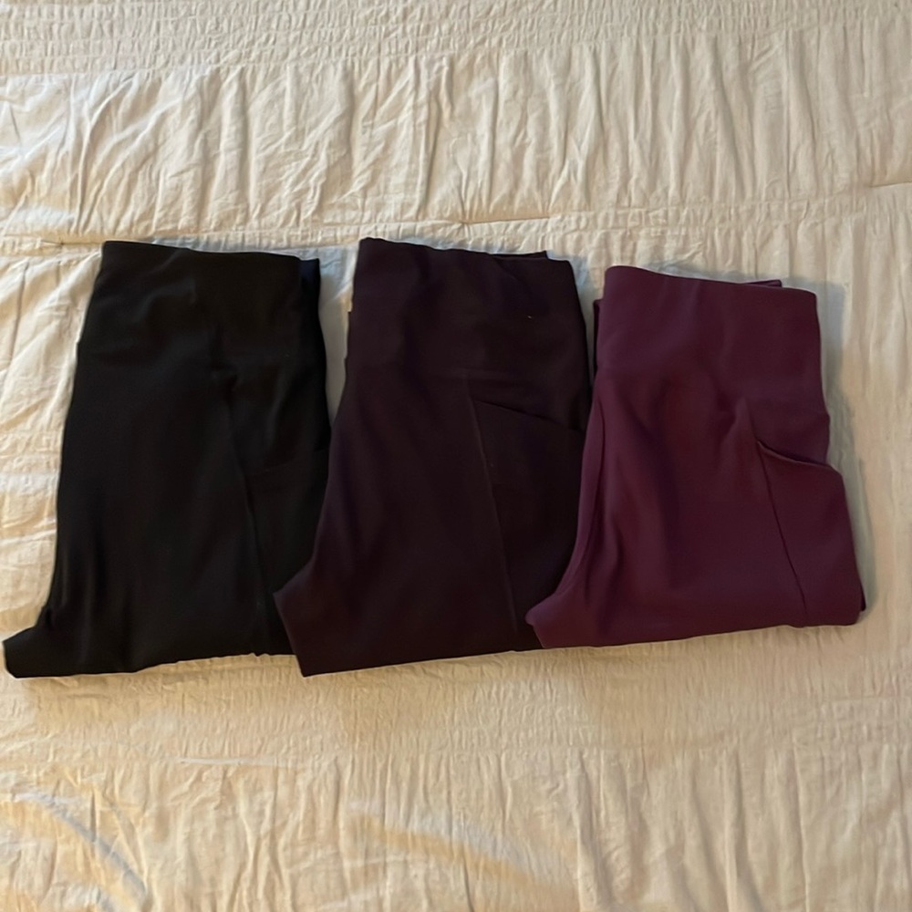 Women’s Small/Medium Legging Bundle - image 1